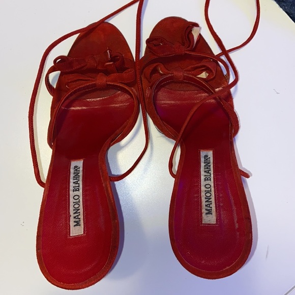 MANOLO BLAHNIK Heels - Picture 11 of 14